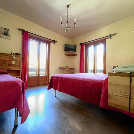 Hotel Garni Mille Pini Сканно Экстерьер фото
