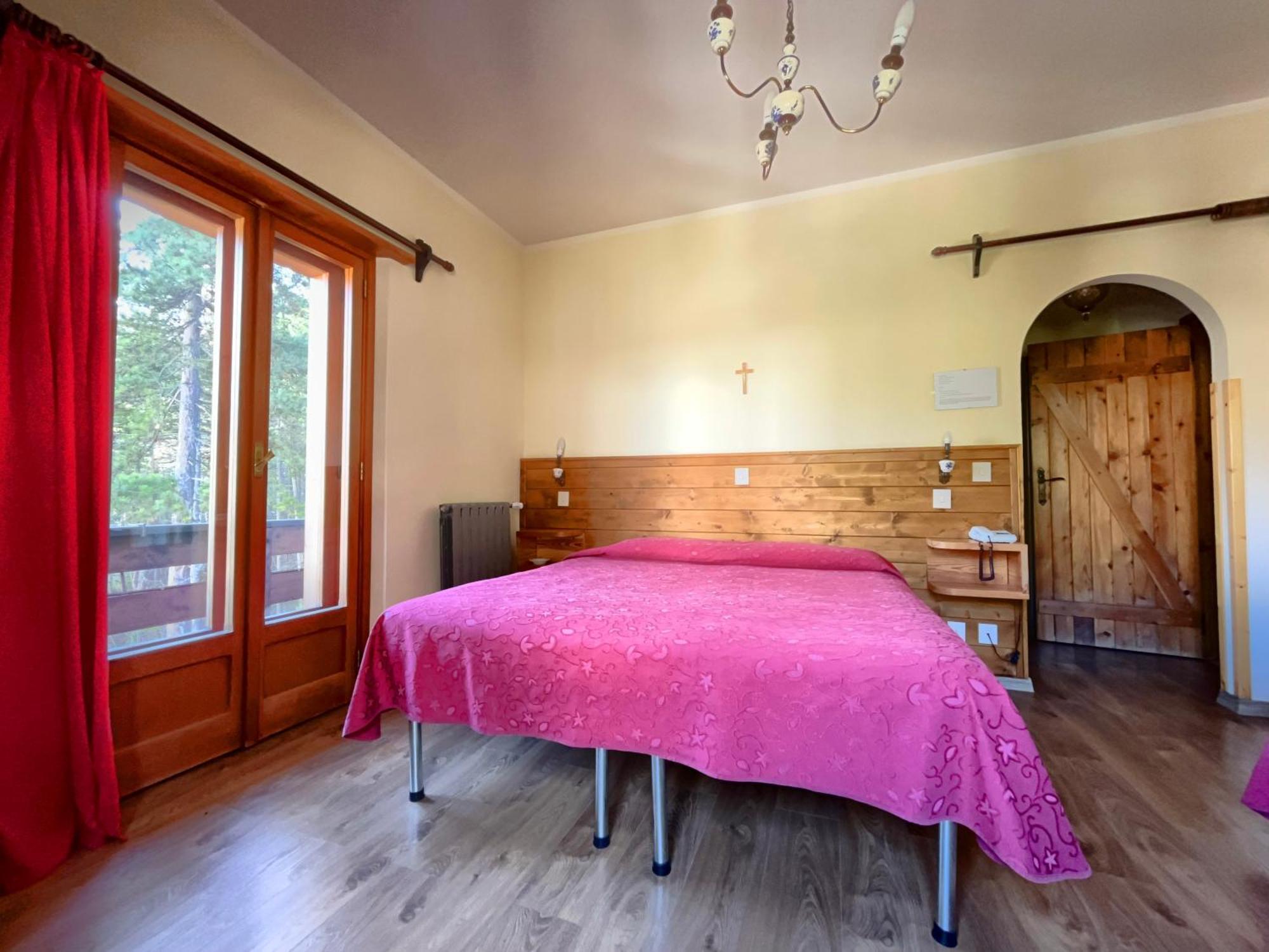 Hotel Garni Mille Pini Сканно Экстерьер фото