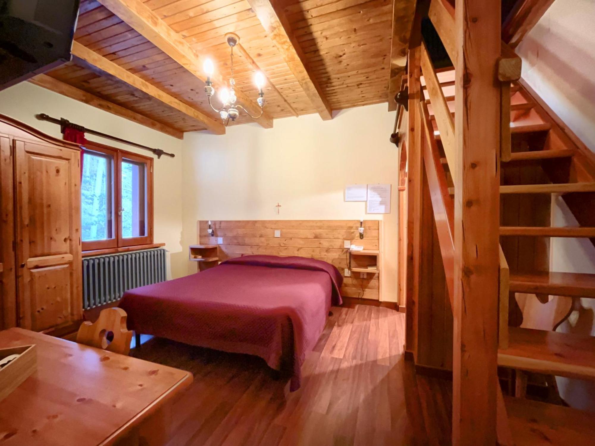 Hotel Garni Mille Pini Сканно Экстерьер фото