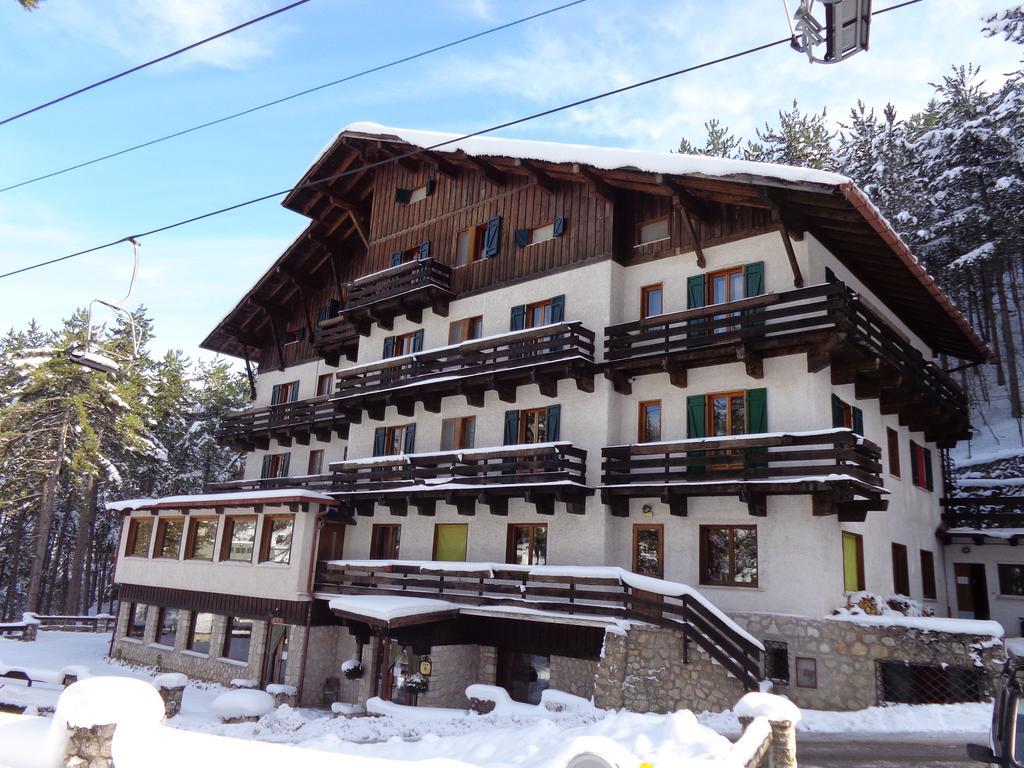 Hotel Garni Mille Pini Сканно Экстерьер фото